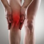 Dolegliwości kolan mogą uprzykrzyć życie nie tylko seniorom