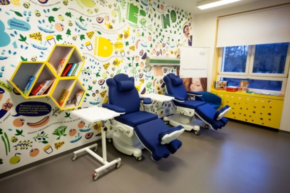 Edukacyjna sala podań leków dla dzieci otwarta w Warszawie