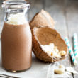 Shake mleczno-kawowy z kokosową nutą