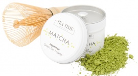 Matcha – prawdziwa perła wśród herbat zielonych Zdrowie, LIFESTYLE - Japońskie odmiany zielonej herbaty cieszą się ogromnym uznaniem na całym świecie i określane bywają mianem „najlepszych z najlepszych”. Wśród nich szczególne miejsce zajmuje wyjątkowa Matcha, występująca w postaci intensywnie zielonego, drobnego i gładkiego proszku.