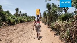 UNICEF: Co piąte dziecko na świecie nie ma dostępu do czystej wody