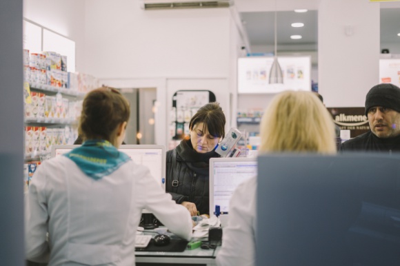 Przychodzi alergik do farmaceuty, czyli jaką pomoc może otrzymać.